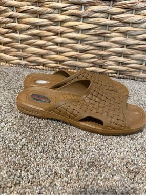 OKABASHI Cognac Slide Woven Sandal